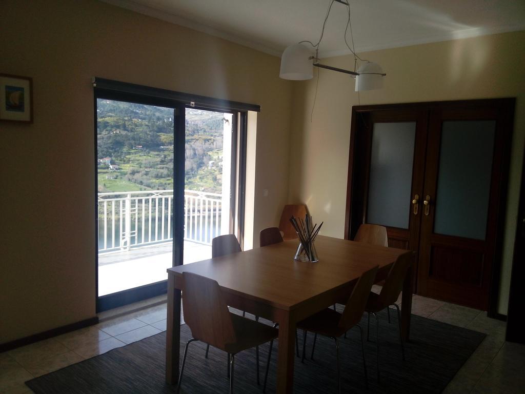 Douro Nest Houses คาลดาสดีแอร์กอส ภายนอก รูปภาพ