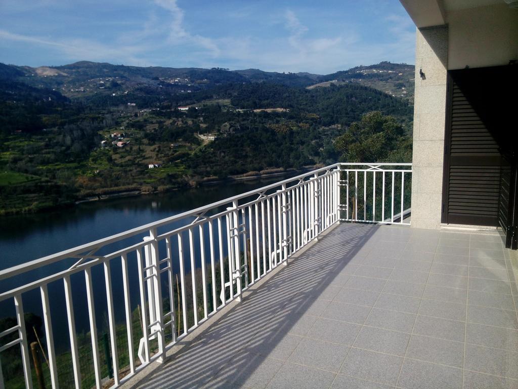Douro Nest Houses คาลดาสดีแอร์กอส ภายนอก รูปภาพ
